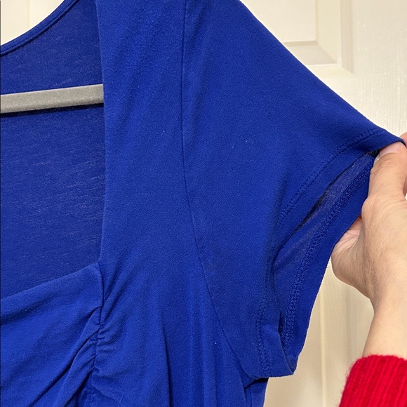 INC International Concepts Royal Blue Top Ruched Short Sleeve Flattering Fitted - Picture 6 of 10